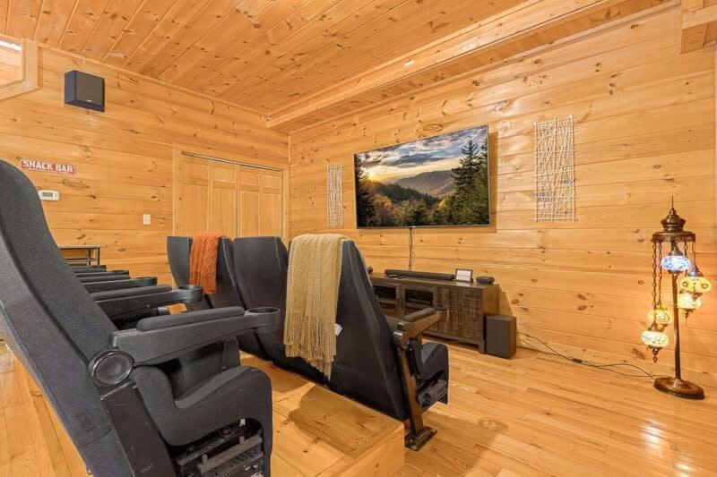 Vila Movie Theater Hot Tub View Mountain Escape Gatlinburg Exteriér fotografie